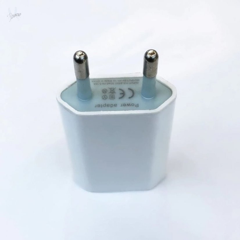 ISO - Adaptér univerzální USB nabíječka do sítě 220V - 5V/1A - Barva: Bílá