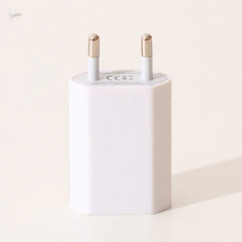 ISO - Adaptér univerzální USB nabíječka do sítě 220V - 5V/1A - Barva: Bílá