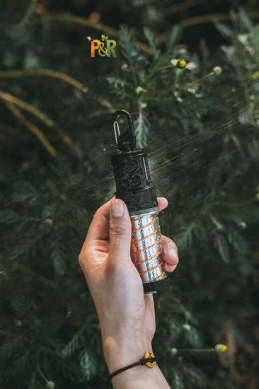 Přenosný odpuzovač komárů a svítilna Sorbo Repellent Stick Lamp